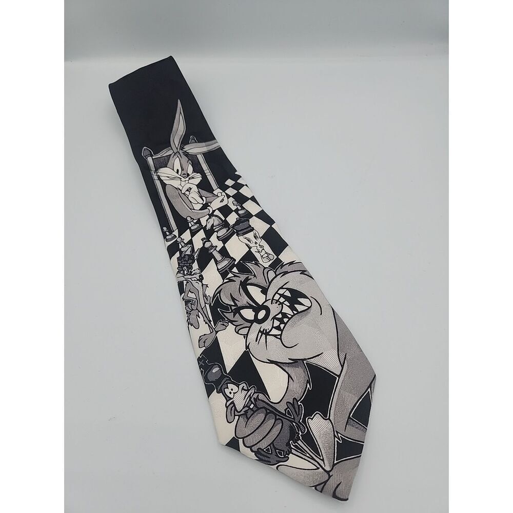 LOONEY TUNES SILK TIE Taz Bugs Bunny Daffy Warner Bros CHESS BLACK AND WHITE
